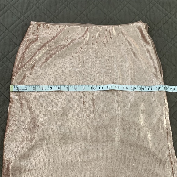 Zara NWOT Rose Pink Sequin Midi Skirt size L - Picture 16 of 17